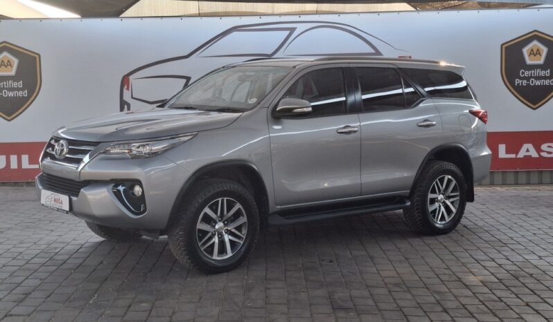 2017 TOYOTA FORTUNER 4.0 V6 4X4 A/T full
