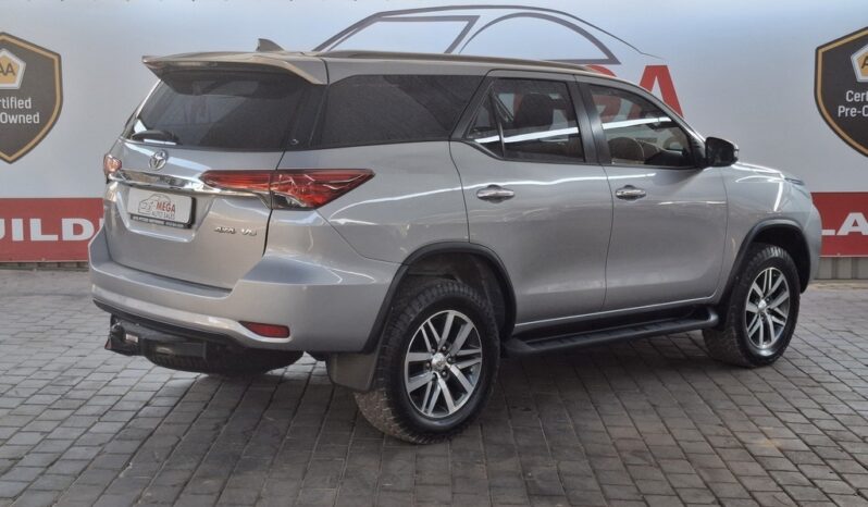 2017 TOYOTA FORTUNER 4.0 V6 4X4 A/T full