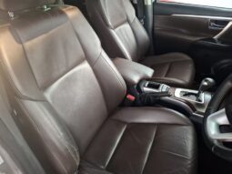 2017 TOYOTA FORTUNER 4.0 V6 4X4 A/T full