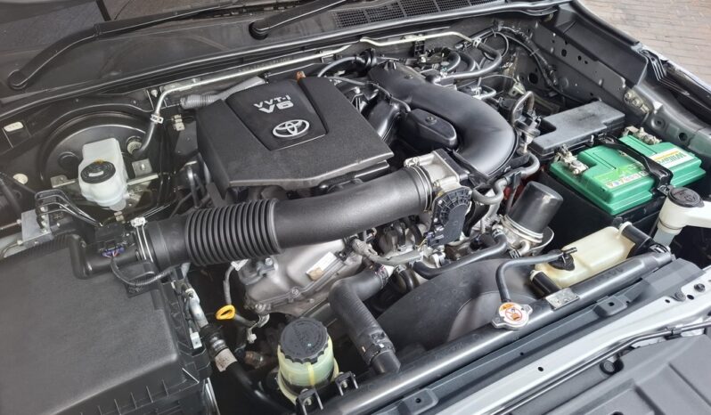 2017 TOYOTA FORTUNER 4.0 V6 4X4 A/T full