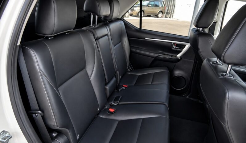 2023 TOYOTA FORTUNER 2.8GD-6 4X4 A/T full