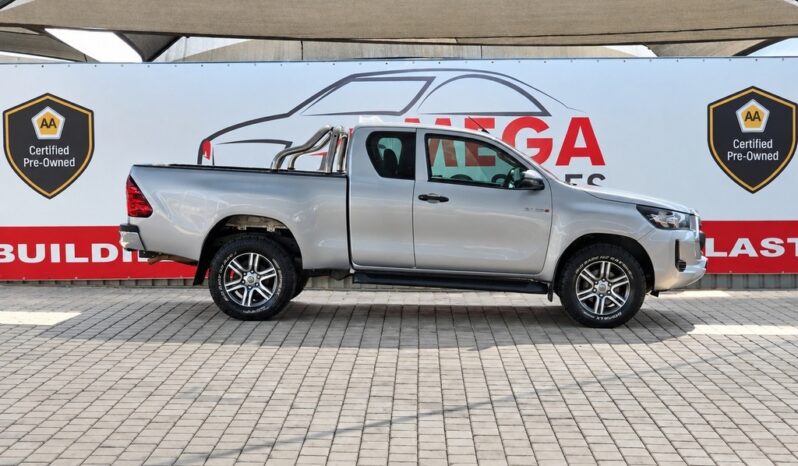 2021 TOYOTA HILUX 2.4 GD-6 RB RAIDER A/T P/U E/CAB full