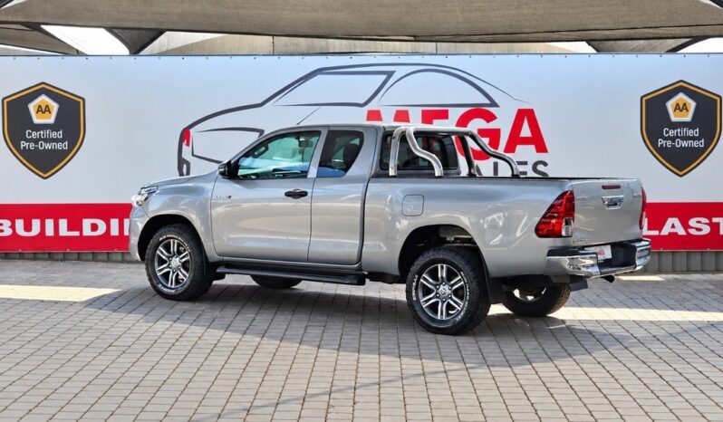 2021 TOYOTA HILUX 2.4 GD-6 RB RAIDER A/T P/U E/CAB full