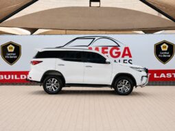 2017 TOYOTA FORTUNER 2.8GD-6 R/B A/T
