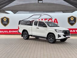2020 TOYOTA HILUX 2.4 GD-6 RB RAIDER P/U E/CAB