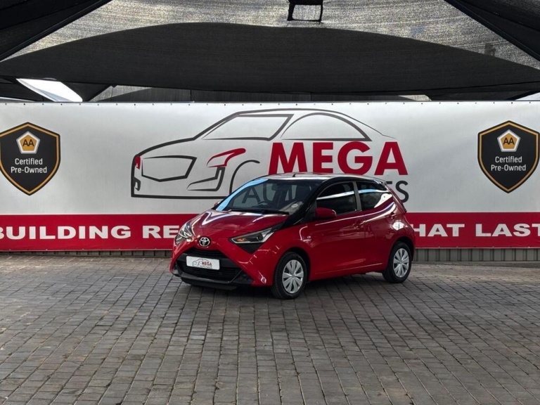 2019 TOYOTA AYGO 1.0 X-PLAY (5DR)